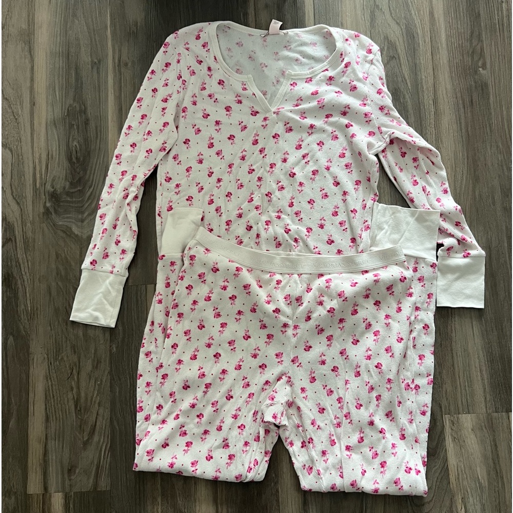 Victoria secret pajama set